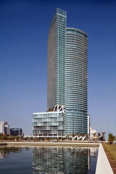 More Photos Of 888 Biscayne Blvd, Miami Apartments For Sale