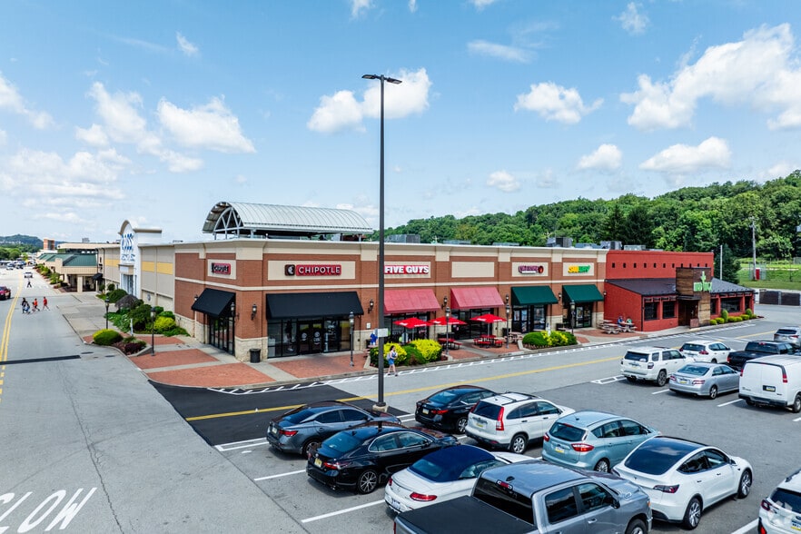 More Photos Of 921-1001 Freeport Rd, Pittsburgh Freestanding For Lease