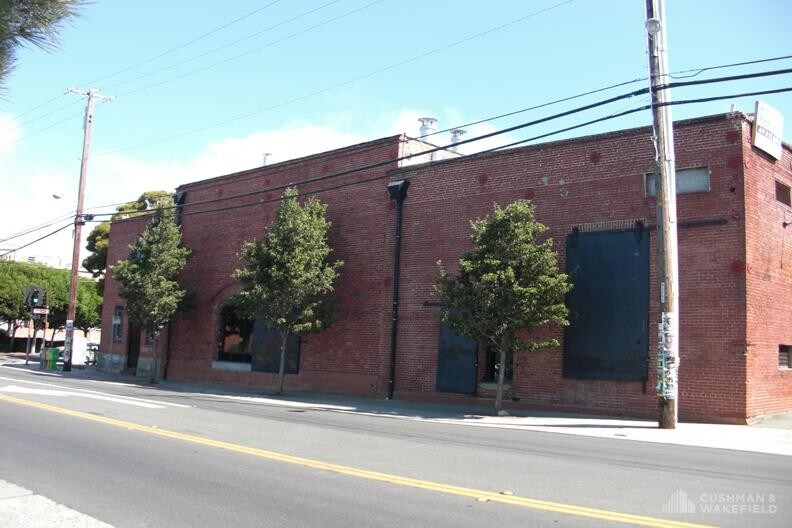 More Photos Of 2865 7th St, Berkeley Warehouse For Lease