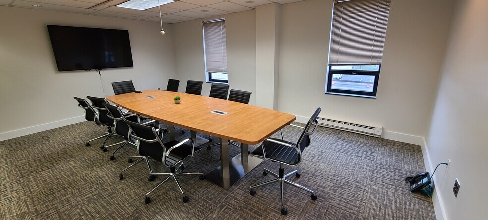 More Photos Of 2121 Eisenhower Ave, Alexandria Office For Lease
