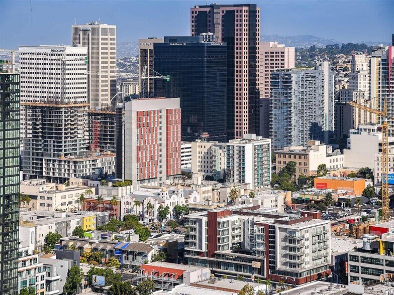 More Photos Of 1110 F St, San Diego Apartments For Lease