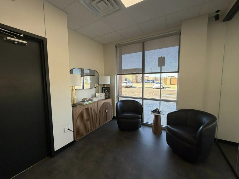 More Photos Of 4308 Grant Blvd, Yukon Medical For Lease