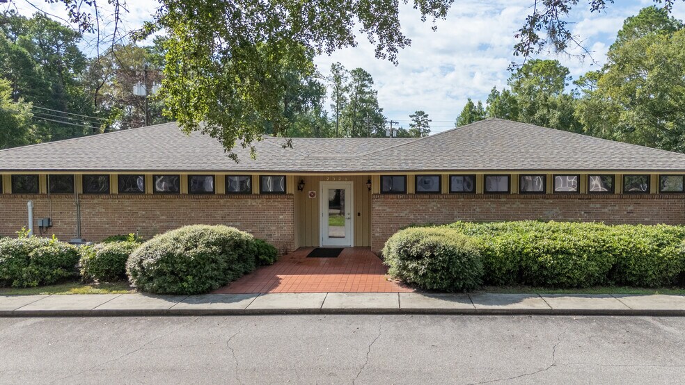 More Photos Of 2326 Centerville Rd, Tallahassee Medical For Sale