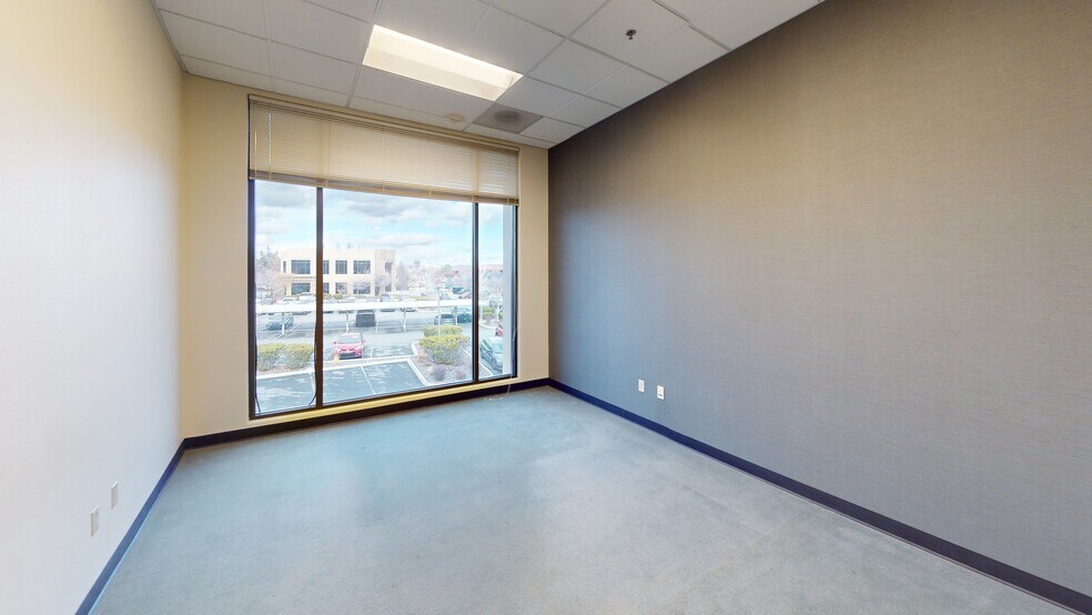 More Photos Of 5441 Kietzke Ln, Reno Office For Sale
