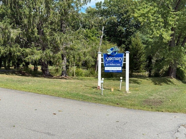 More Photos Of 291 Main St, Orono Office Residential For Sale