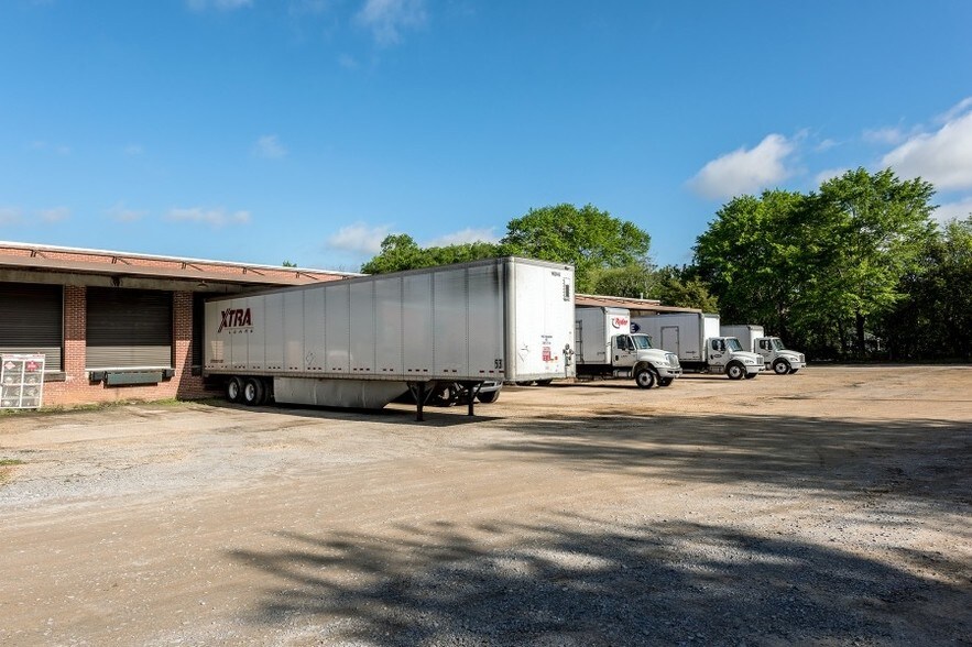 More Photos Of 3609 Lower Wetumpka Rd, Montgomery Warehouse For Sale