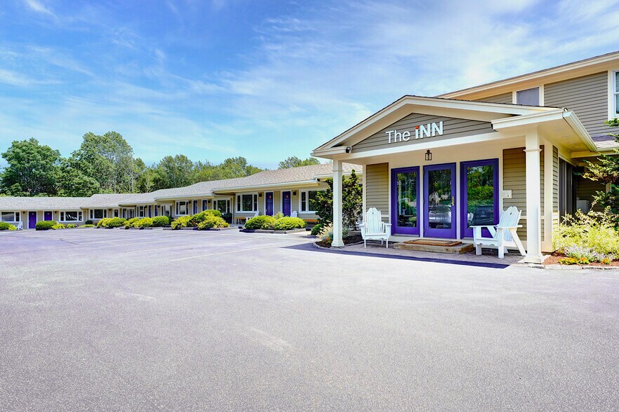 More Photos Of 150 Lafayette Rd, Rye Hotel For Sale