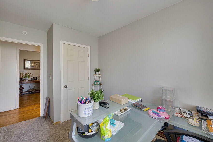 More Photos Of 305 N Main St, Ste Genevieve Storefront Retail Residential For Sale