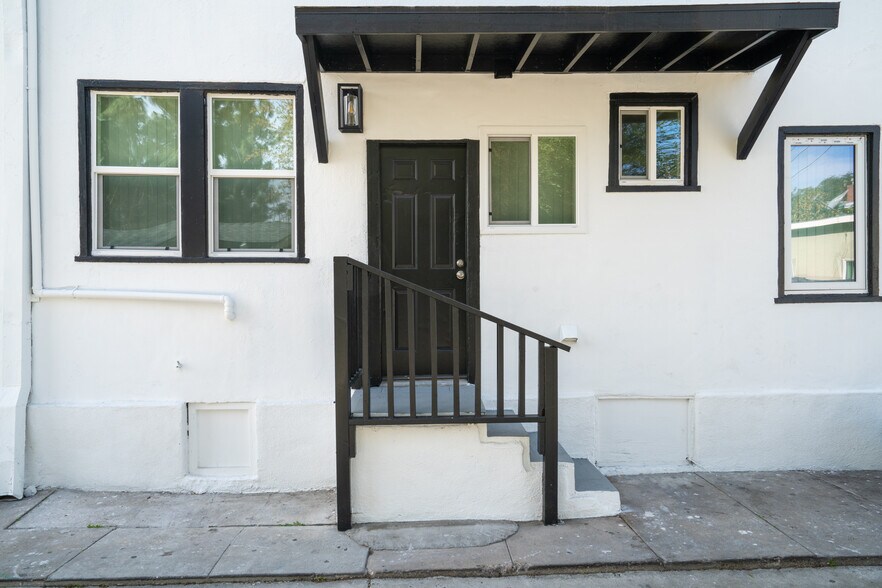 More Photos Of 415 W Pine St, Santa Ana Apartments For Sale