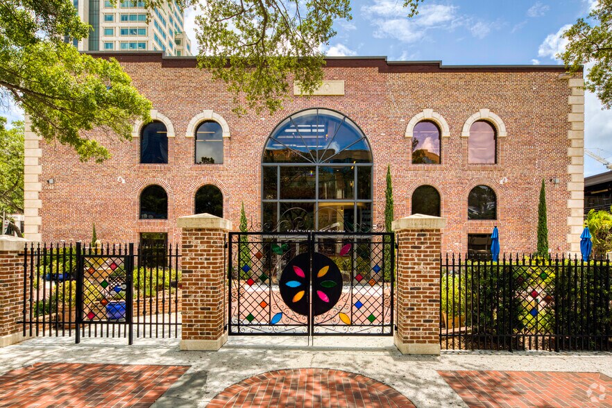 More Photos Of 100 3rd St S, Saint Petersburg Loft Creative Space For Lease