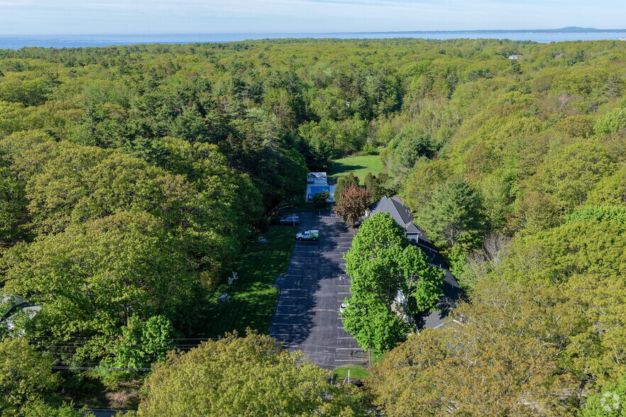 More Photos Of 7 Turbats Creek Rd, Kennebunkport Hotel For Sale