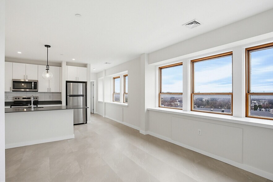 More Photos Of 250 College Ave, Lancaster Apartments For Lease