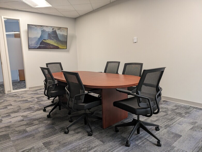 More Photos Of 61 John Muir Dr, Buffalo Unknown For Lease