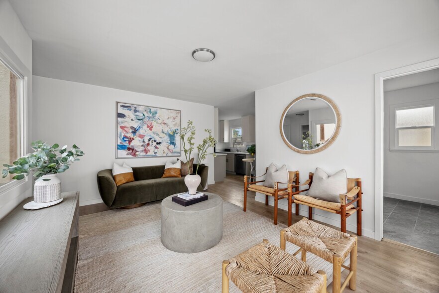 More Photos Of 1510 W 52nd St, Los Angeles Apartments For Sale