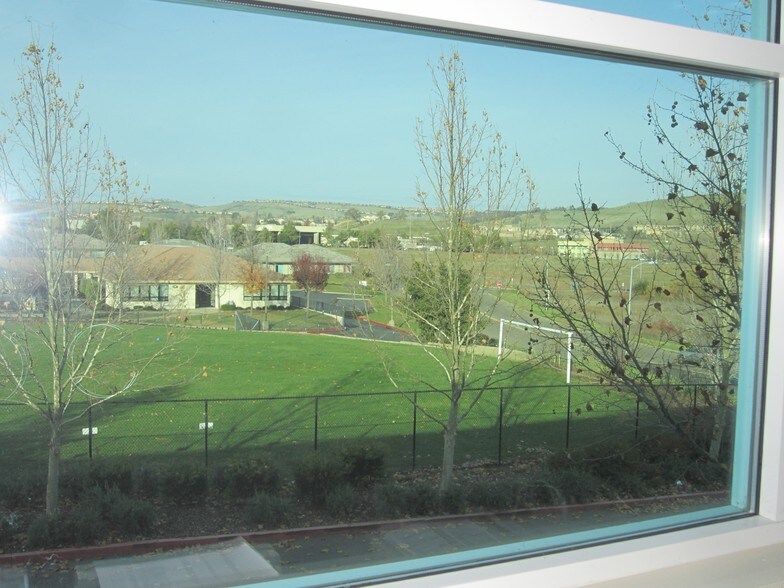 More Photos Of 4821 Golden Foothill Pky, El Dorado Hills Light Distribution For Lease