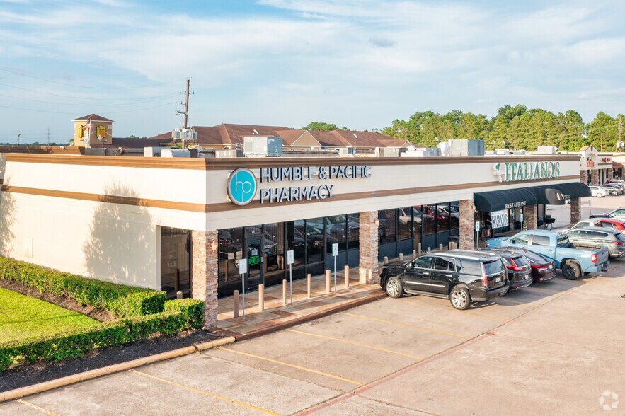 More Photos Of 211-265 E FM-1960, Humble Unknown For Lease