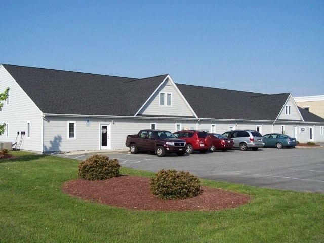 More Photos Of 111 Currituck Commercial Dr, Moyock Office For Sale