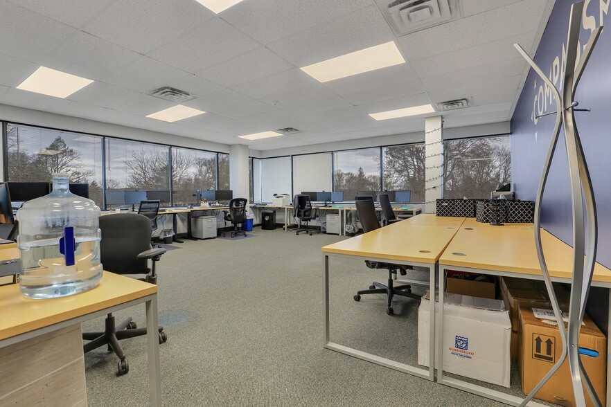 More Photos Of 67 Prospect Ave, West Hartford Medical For Sale