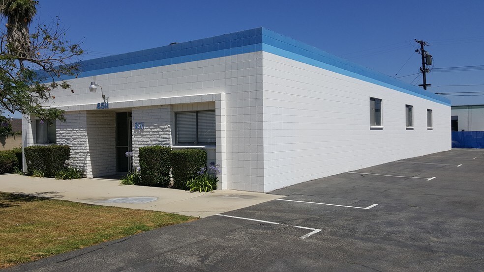Primary Photo Of 8511 Whitaker St, Buena Park Warehouse For Lease