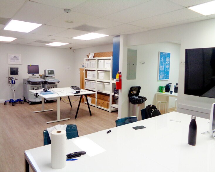 More Photos Of 7737 N University Dr, Tamarac Medical For Sale