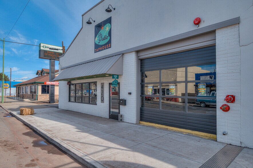 More Photos Of 420 N Main St, Prineville Restaurant For Lease
