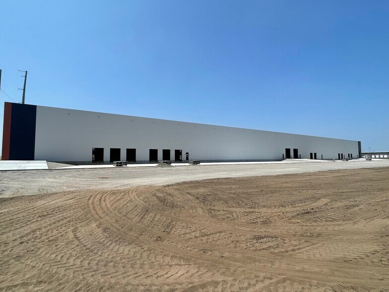 More Photos Of 8th Ave S, Saint Cloud Warehouse For Lease
