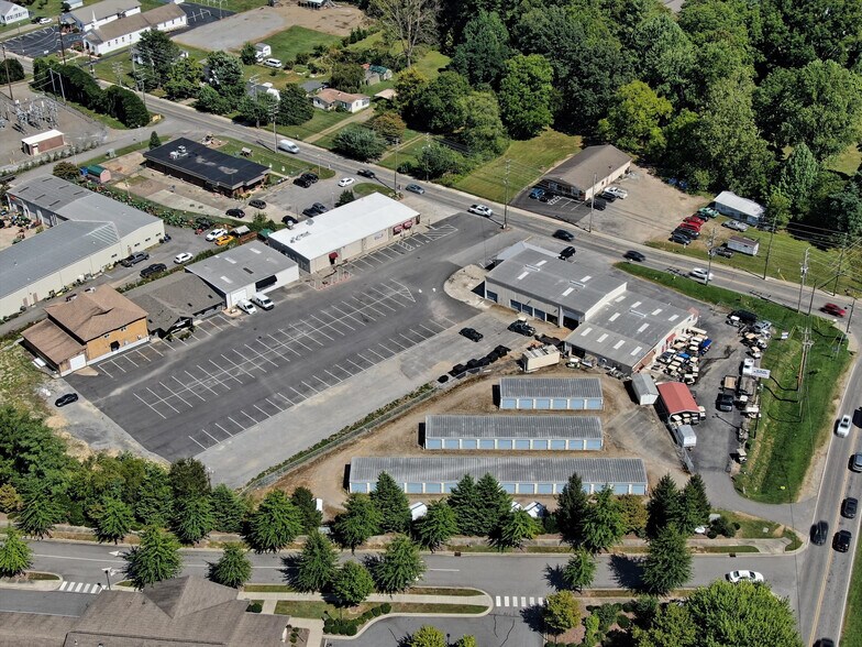 More Photos Of 40 Eagles Nest Rd, Waynesville Self Storage For Sale