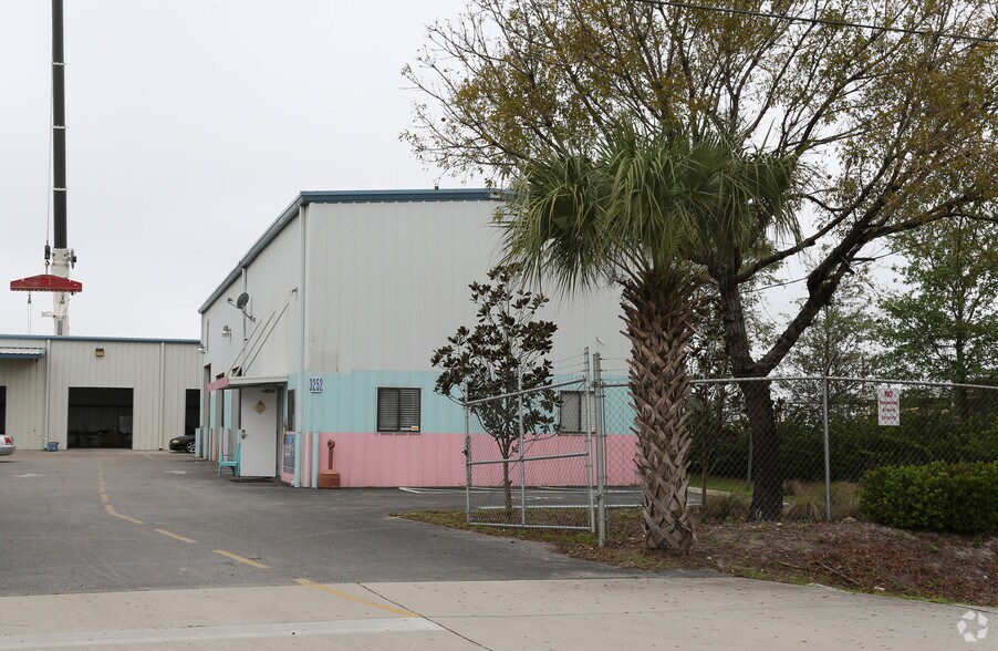 More Photos Of 3252 Palm Ave, Fort Myers Service For Lease