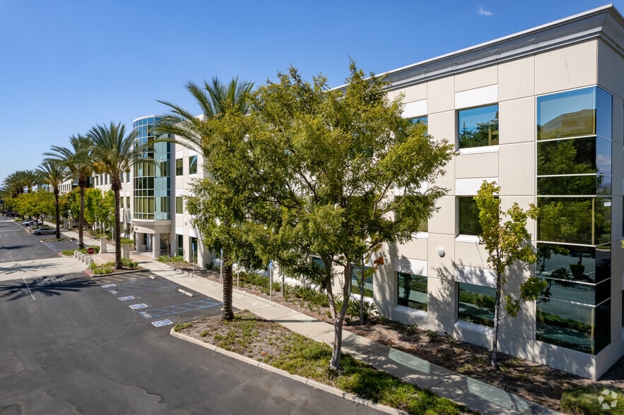 More Photos Of 21688 Gateway Center Dr, Diamond Bar Office For Lease