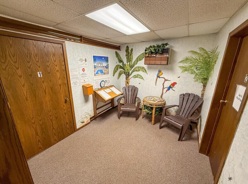 More Photos Of 16 Mantorville Ave N, Kasson Office For Sale