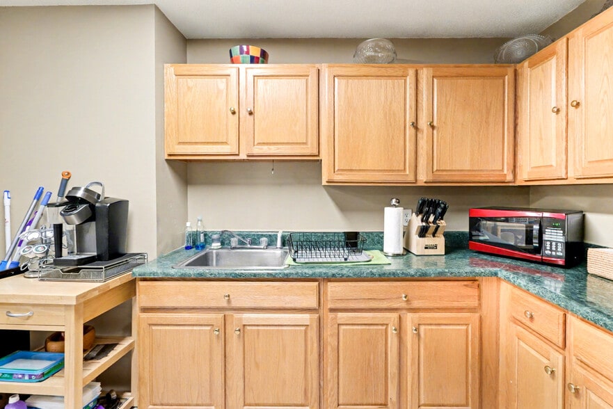 More Photos Of 20049 Jefferson Davis Hwy, Ruther Glen General Retail For Sale