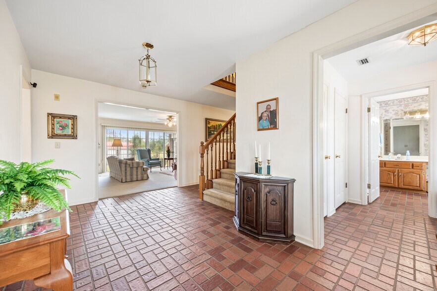 More Photos Of 1313 Irvin Ave SW, Live Oak Apartments For Sale