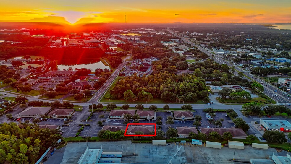 More Photos Of 180 Pine Ave N, Oldsmar Office For Lease