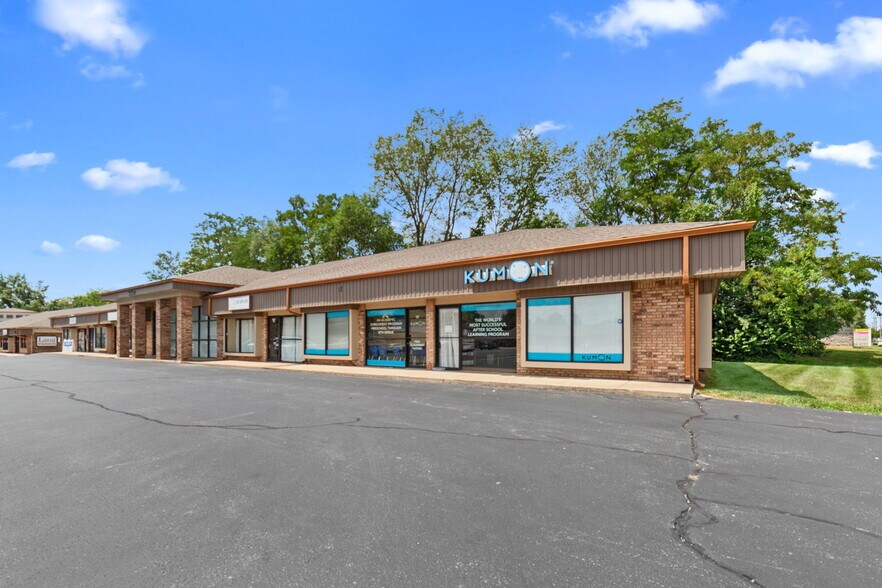 More Photos Of 3910 S Old Highway 94, Saint Charles Unknown For Lease