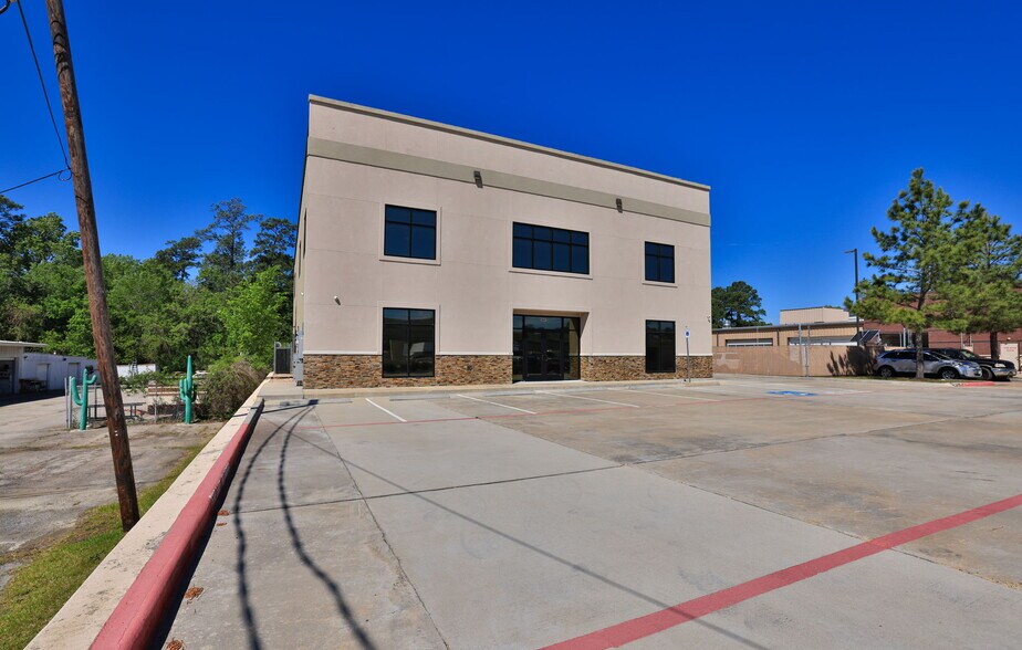 Primary Photo Of 1441 I-45 Hwy, Conroe Medical For Sale