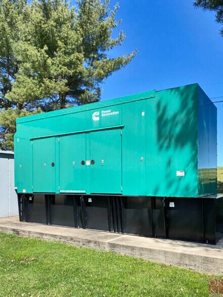 More Photos Of 200 Day Hill Rd, Windsor Office For Sale