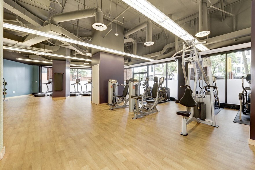 More Photos Of 1800 Diagonal Rd, Alexandria Coworking Space