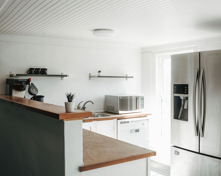 More Photos Of 1108 McKennie Ave, Nashville Loft Creative Space For Lease