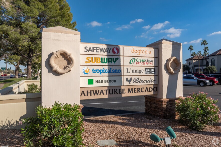 More Photos Of 4747 E Elliot Rd, Phoenix Storefront For Sale