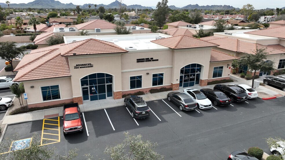 More Photos Of 15255 N 40th St, Phoenix Medical For Lease