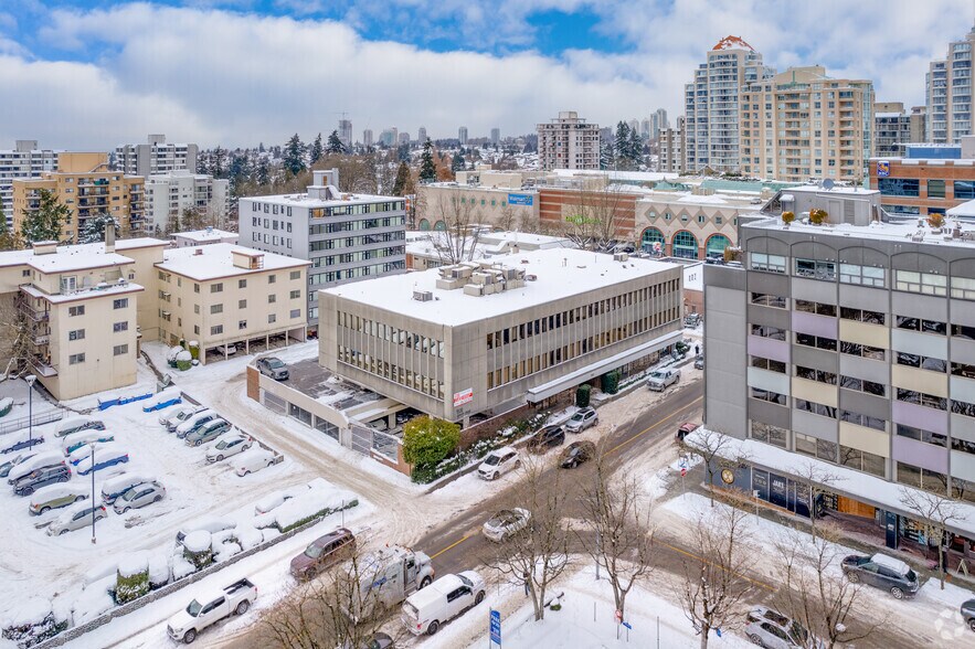 More Photos Of 522 Seventh St, New Westminster Office For Lease