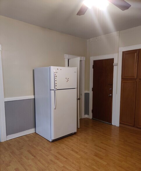 More Photos Of 194-196 Curtis St, New Britain Apartments For Sale