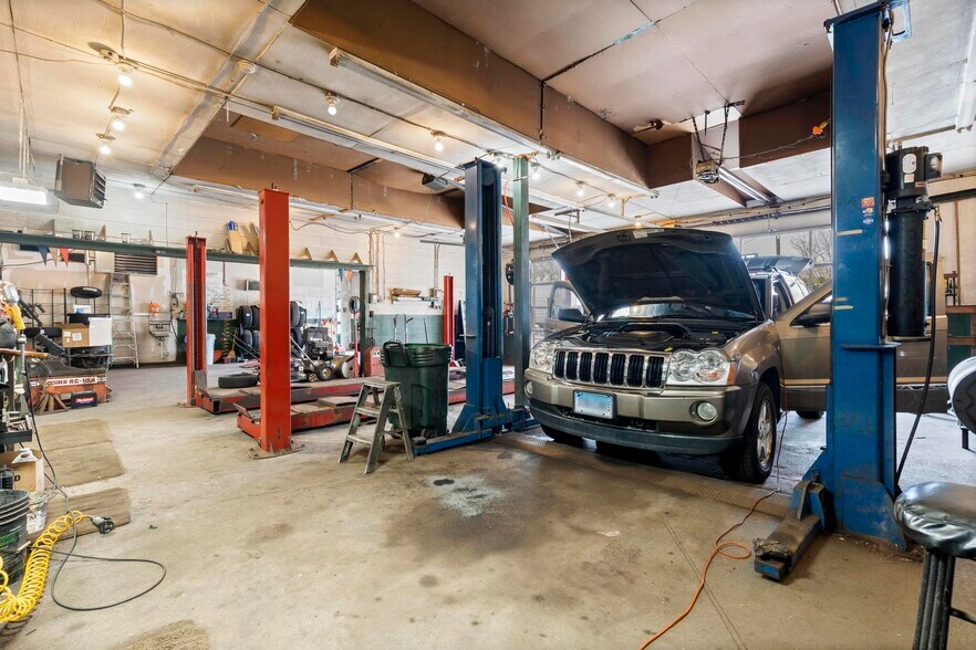 More Photos Of 1531 Route 163, Oakdale Auto Repair For Sale