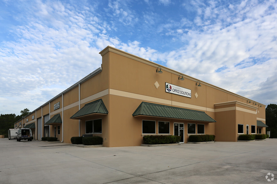 Primary Photo Of 3802-3815 Crossroads Pky, Fort Pierce Warehouse For Lease