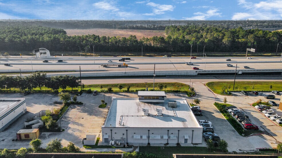 More Photos Of 10423 N Sam Houston Pky E, Humble Sports And Entertainment For Sale