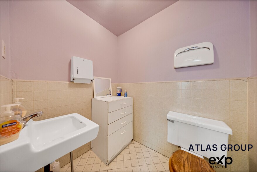 More Photos Of 3503 Lexington Ave, El Monte Medical For Sale