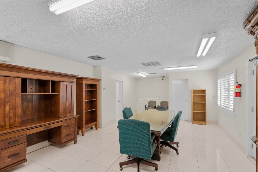 More Photos Of , El Paso Office For Sale