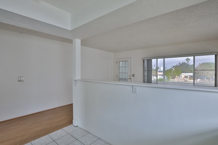 More Photos Of 515 129th Ave, Madeira Beach Apartments For Sale