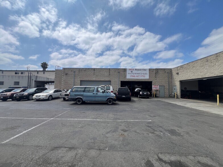 More Photos Of 14809 Crenshaw Blvd, Gardena Auto Repair For Sale