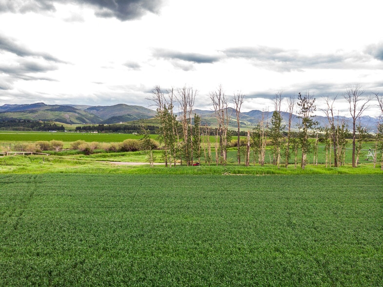 More Photos Of Parcel B De Rham Valley Drive, Gallatin Gateway Land For Sale